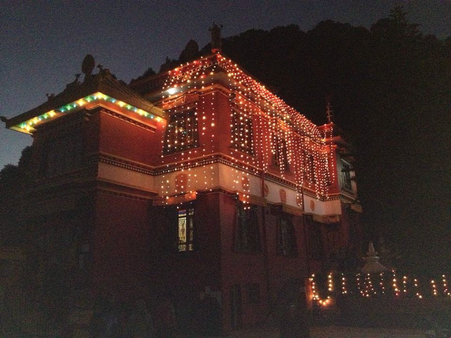 Triten-Norbutse-hung-with-l