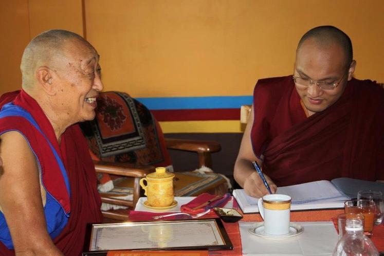33 Menri Trizen with Karmapa